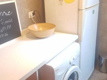 Excelente 3 Amb con balcón/ patio interno, 2do piso x escalera al Frente! MUY LUMINOSO!!!