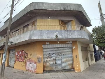 Casa en Isidro Casanova