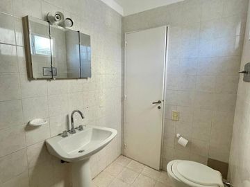 Departamento en Venta 2 Amb - Olivos-Vias/Maipu