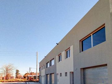 Financiación 50% Galpón Depósito en venta con acceso vehicular en Parque Industrial Polo 21 Merlo