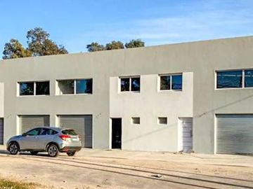 Financiación 50% Galpón Depósito en venta con acceso vehicular en Parque Industrial Polo 21 Merlo