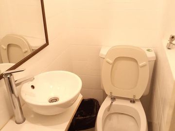 Venta departamento, tres dormitorios dos baños, luminoso - Barrio Norte