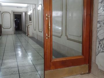 Venta departamento, tres dormitorios dos baños, luminoso - Barrio Norte