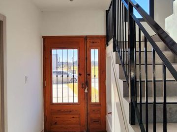 VENTA- Casa de 6 ambientes en Barrio Privado San Felipe, Canning