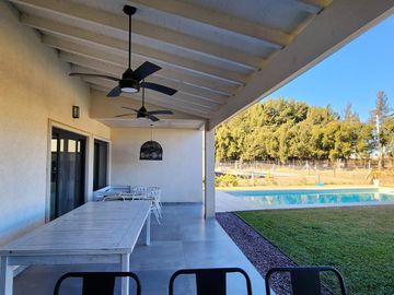 VENTA- Casa de 6 ambientes en Barrio Privado San Felipe, Canning