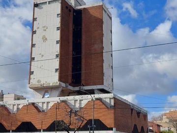 Edificio en venta para reconvertir en vivienda o readaptar su uso