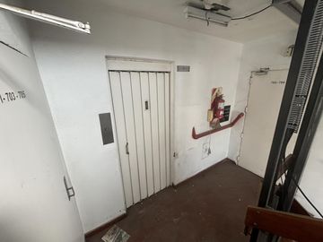 Edificio en venta para reconvertir en vivienda o readaptar su uso