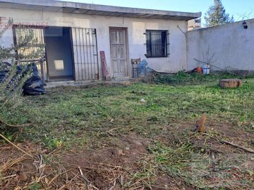 Casa en  en alquiler de 3 dormitorios en La Plata