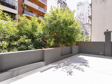 Venta Departamento 2 ambientes con terraza en Juncal y Rodriguez Peña