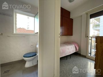 Piso de Categoría 4 Ambientes con cochera en Belgrano!