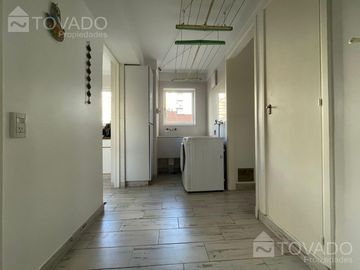 Piso de Categoría 4 Ambientes con cochera en Belgrano!