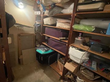 Piso de Categoría 4 Ambientes con cochera en Belgrano!