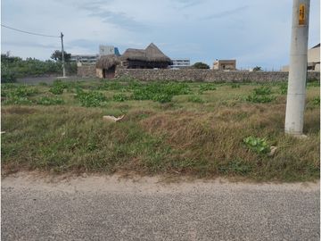 LOTE CON VISTA AL MAR, EN SABANILLA,PUERTO COLOMBIA