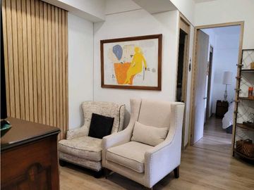 Venta de Apartamento con Gran Terraza en el Retiro Unidad Cerrada