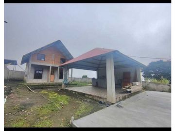 VENDO CABAÑA CASI TERMINADA EN COORDILLERA