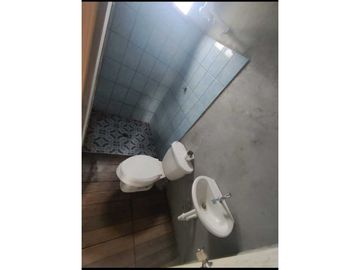 VENDO CABAÑA CASI TERMINADA EN COORDILLERA