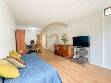 Departamento Providencia, excelente ubicación.