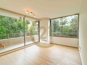 Departamento Providencia, excelente ubicación.