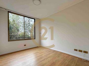 Departamento Providencia, excelente ubicación.