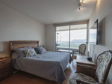 Departamento en Venta en Carlos Peña Otaegui / San Carlos de Apoquindo