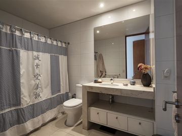 Departamento en Venta en Carlos Peña Otaegui / San Carlos de Apoquindo