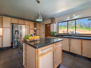 Casa en Venta en Interior Club de Golf Huinganal, Limache