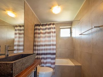 Parcela en Venta en Interior Club de Golf Huinganal, Limache