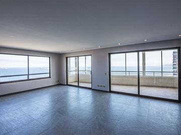 Departamento en Venta en Avenida Benidorm con Av. San Martín