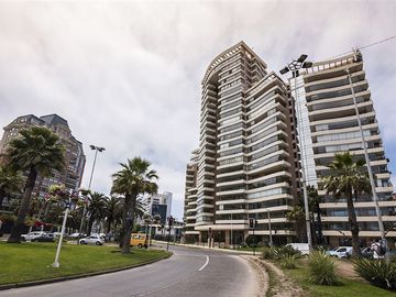 Departamento en Venta en Avenida Benidorm con Av. San Martín