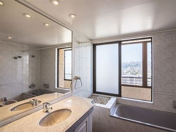 Departamento en Venta en Avenida Benidorm con Av. San Martín