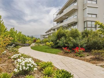 Departamento en Venta en San Carlos de Apoquindo  San Francisco de Asis