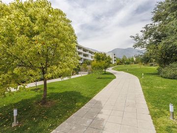 Departamento en Venta en San Carlos de Apoquindo  San Francisco de Asis
