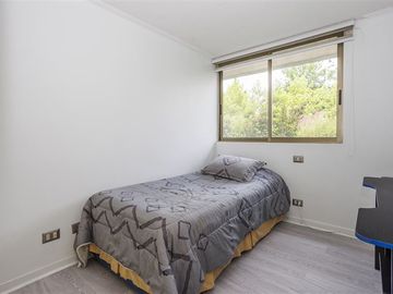 Departamento en Venta en San Carlos de Apoquindo  San Francisco de Asis