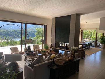 Casa en Venta en Cercano a Futrono