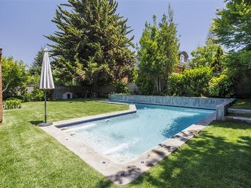 Casa en Venta en San Carlos de Apoquindo / San Ramon