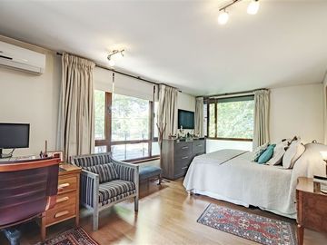 Departamento en Venta en Espoz con Americo Vespucio Norte.