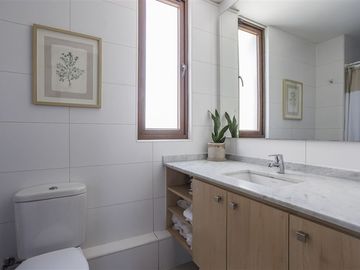 Departamento en Venta en Camino las flores/Av. La plaza
