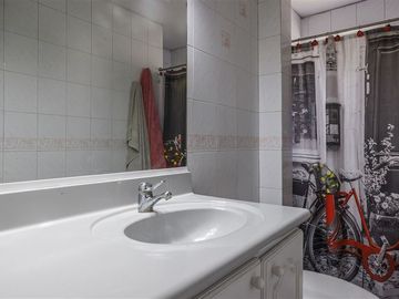Casa en Venta en Los Dominicos - Camino Mirasol / El Alba