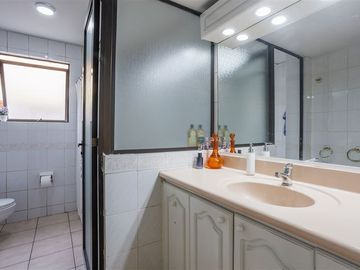 Casa en Venta en Los Dominicos - Camino Mirasol / El Alba