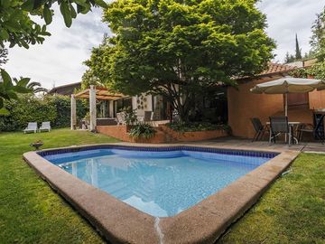Casa en Venta en Los Dominicos - Camino Mirasol / El Alba