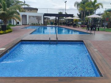 Venta Casa 2 Plantas, 3 Dormitorios. Urbanización Costa Brisa, Km 19.5 vía a la Costa (mfv-aqt)