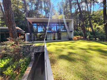 Casa en Venta en Avándaro Valle de Bravo