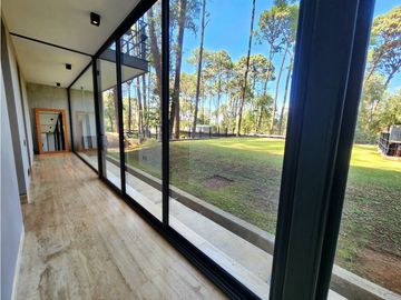 Casa en Venta en Avándaro Valle de Bravo