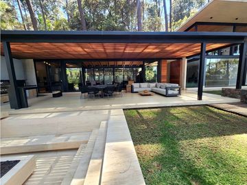 Casa en Venta en Avándaro Valle de Bravo
