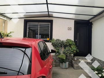 Venta/Permuta amplio duplex en Mendoza capital por depto en Neuquen