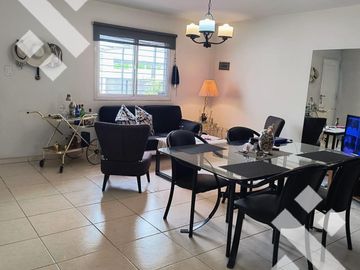 Venta/Permuta amplio duplex en Mendoza capital por depto en Neuquen
