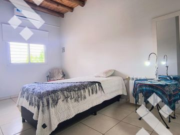 Venta/Permuta amplio duplex en Mendoza capital por depto en Neuquen