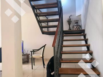 Venta/Permuta amplio duplex en Mendoza capital por depto en Neuquen