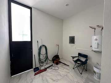 Casa nueva en venta en privada Altozano, carretera Mérida -Progreso.