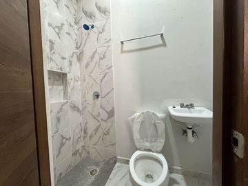 Casa nueva en venta en privada Altozano, carretera Mérida -Progreso.